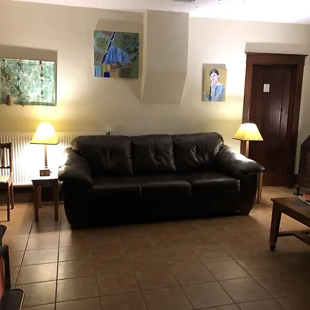 Artha Bed And Breakfast-3
